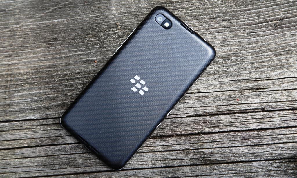 BlackBerry Z30 3
