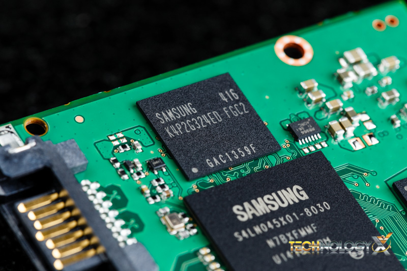 Samsung 850 Pro DRAM