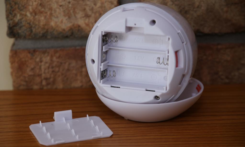 MIPOW Playbulb Candle (1)