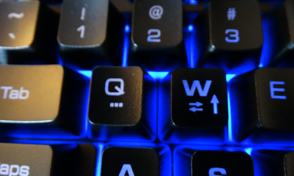 Thermaltake Tt eSPORTS Commander Gaming Gear Combo Review Technology X