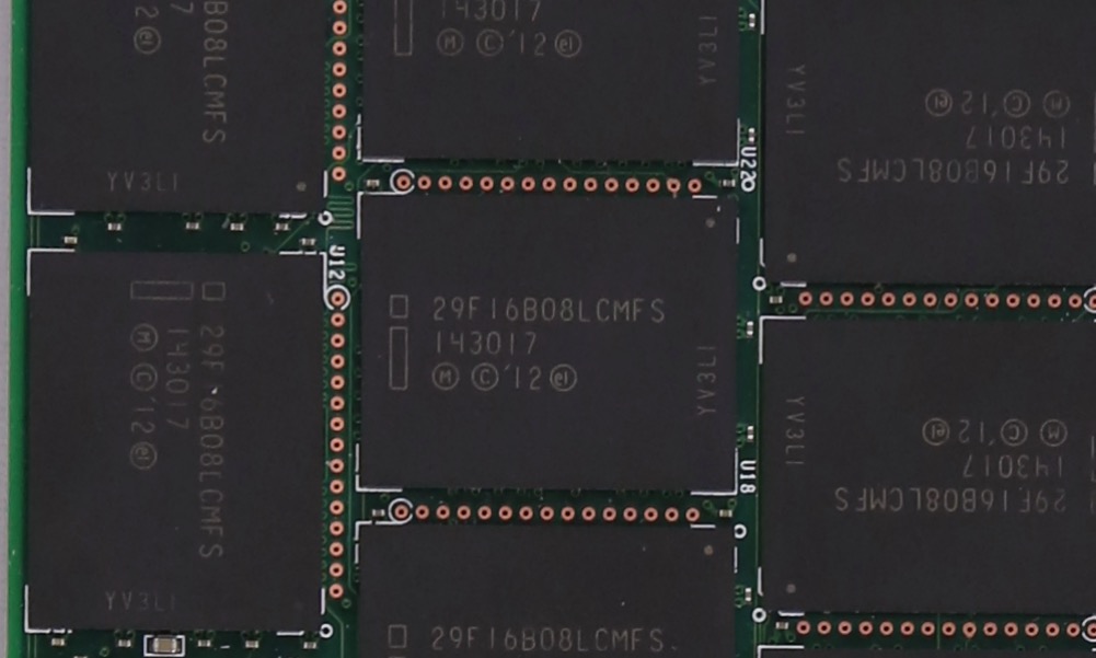 Intel 750 PCIe SSD 6