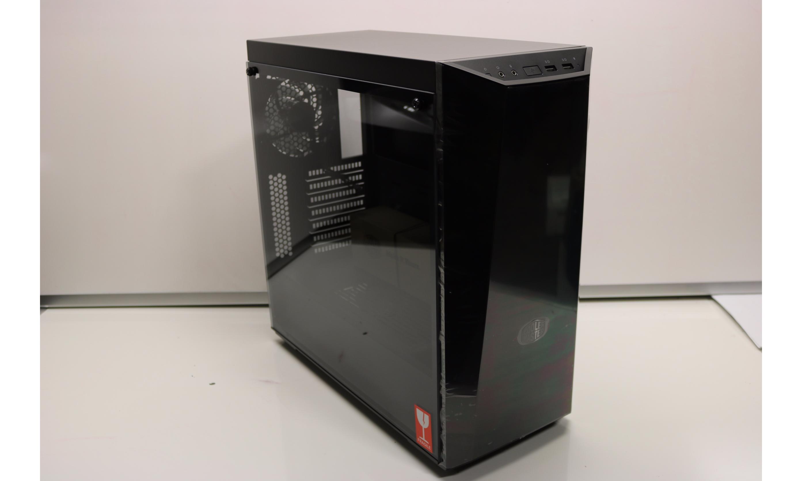 Cooler Master Masterbox Lite 5 RGB Review and Build 